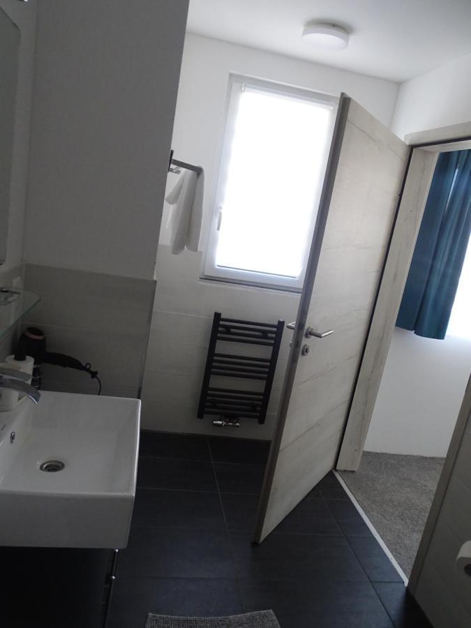 Gaestehaus Uezel FDH Esterno foto
