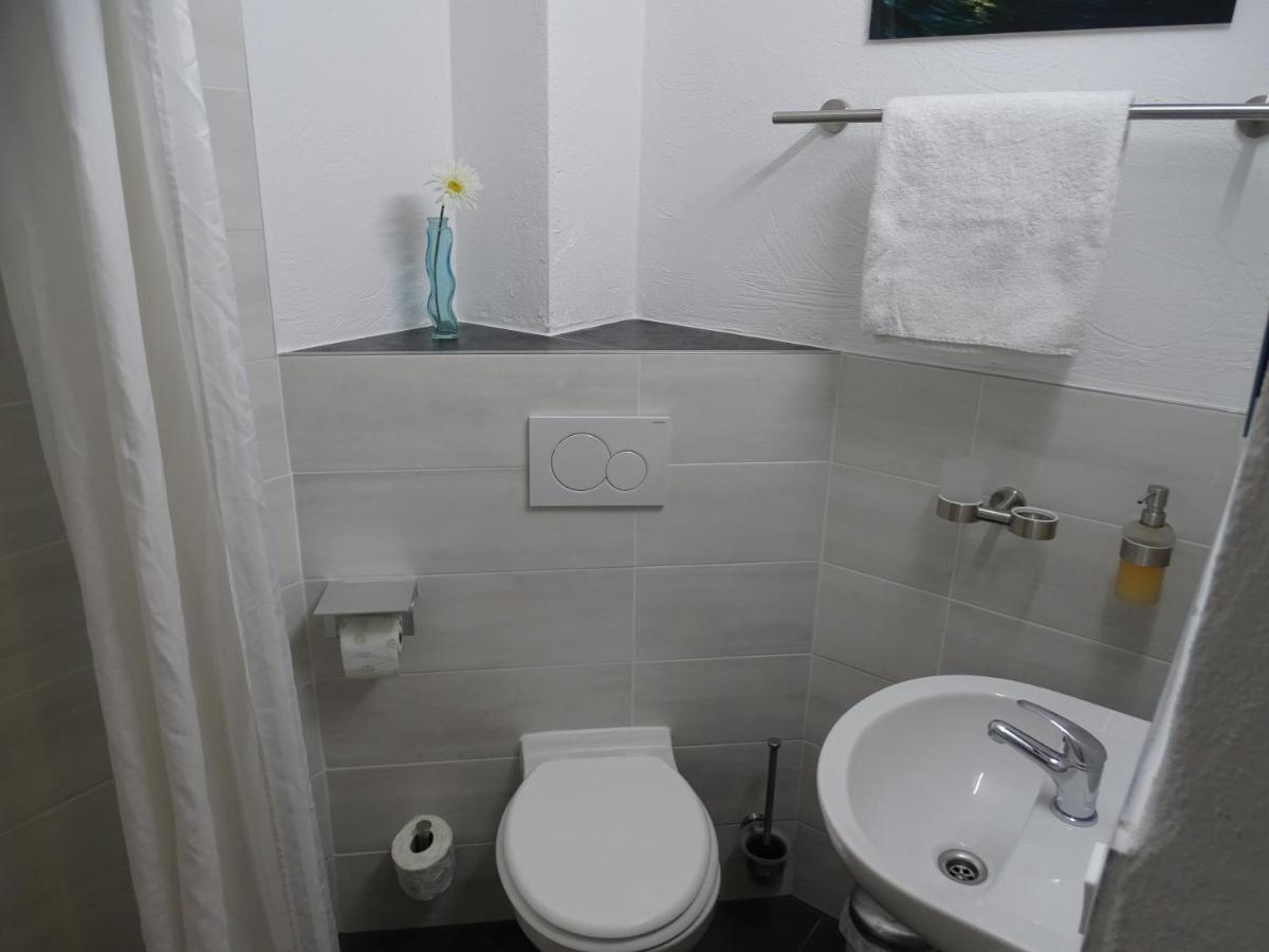 Gaestehaus Uezel FDH Esterno foto