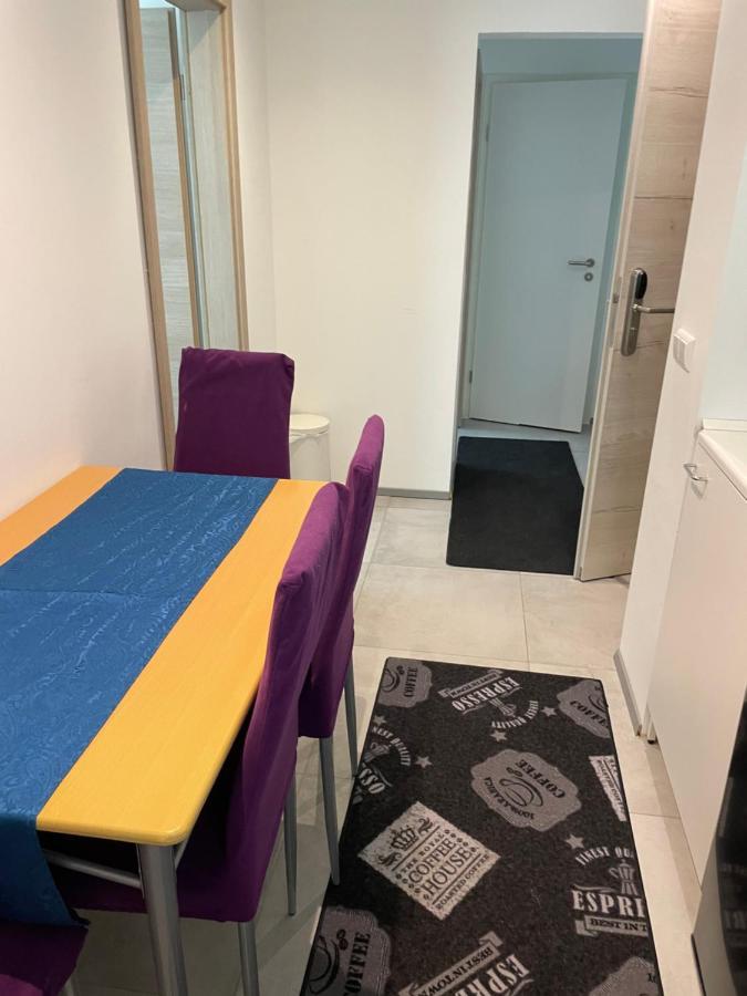 Gaestehaus Uezel FDH Esterno foto