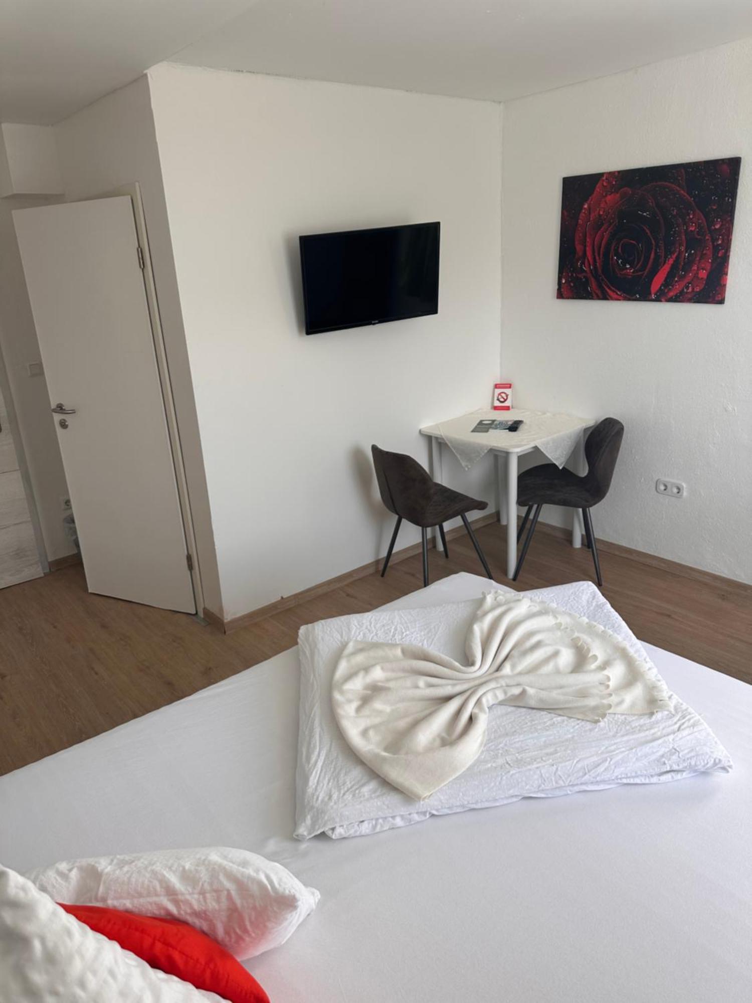 Gaestehaus Uezel FDH Esterno foto